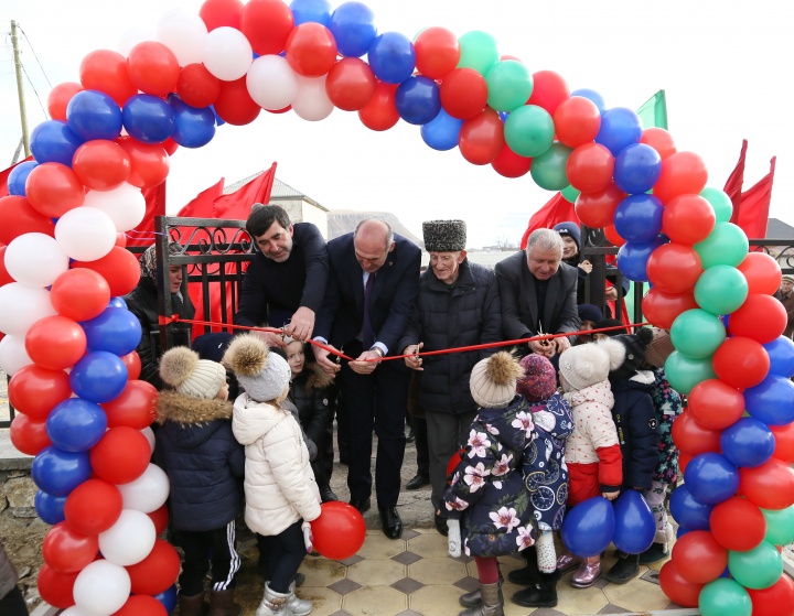 В селении Хунзах состоялось открытие нового парка для семейного отдыха. (16.01.2019)