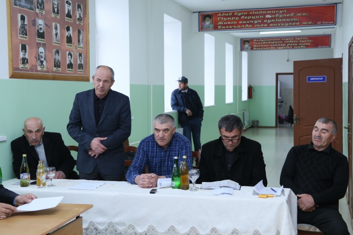 Заместитель главы района Далгат Амиралиев заслушал отчеты глав  Оркачинского и Буцринского сельских поселений. (25.03.2019)